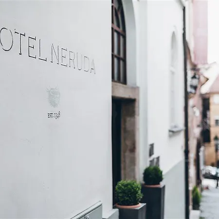 Design Neruda Отель 4*