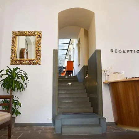 Design Neruda Отель Прага