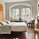 Hotel Design Neruda