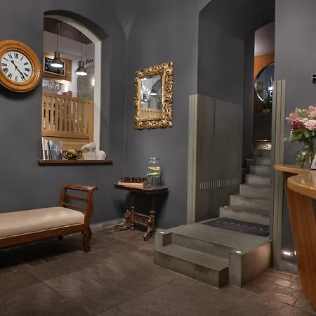 Design Neruda فندق