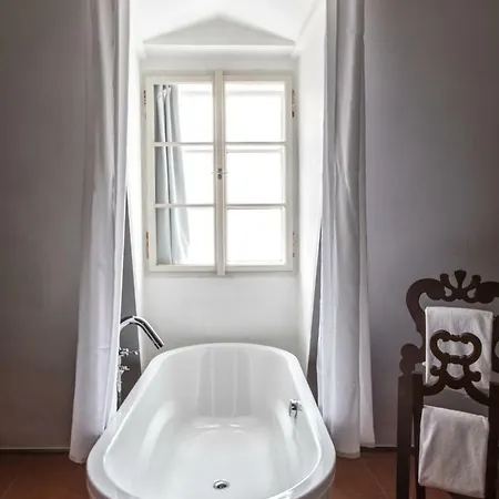 Design Neruda Praag