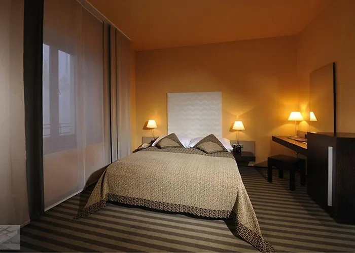 Design Neruda Hotell 4*