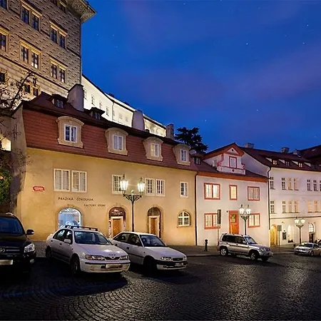 设计聂鲁达酒店 酒店