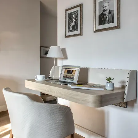 Design Neruda 4* Prague